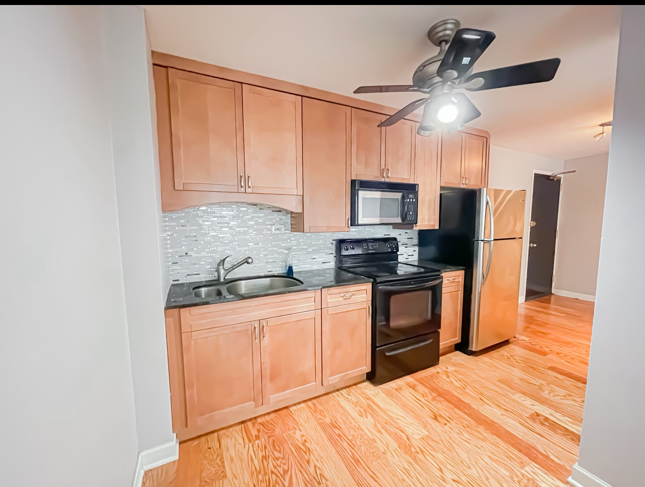 4250 N Marine Drive 1713