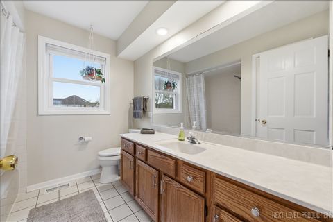 Tiny photo for 135 Westhaven Circle, Geneva, IL 60134 (MLS # 12621395)