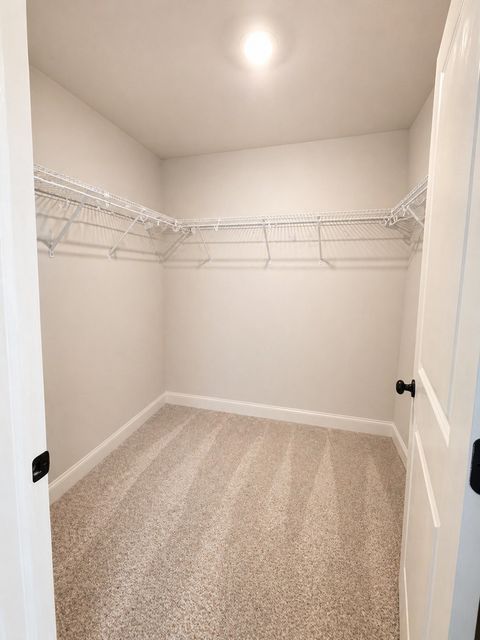 Tiny photo for 32000 Savannah Drive, Lakemoor, IL 60051 (MLS # 12655835)