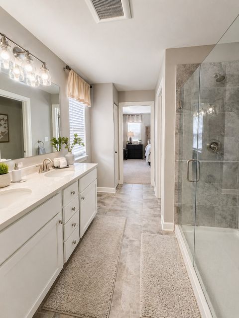 Tiny photo for 32000 Savannah Drive, Lakemoor, IL 60051 (MLS # 12655835)