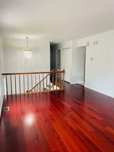 Tiny photo for 148 Longridge Drive, Bloomingdale, IL 60108 (MLS # 12482376)