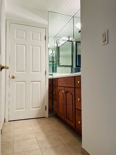 Tiny photo for 148 Longridge Drive, Bloomingdale, IL 60108 (MLS # 12482376)