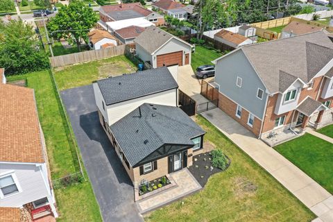 A home in Franklin Park