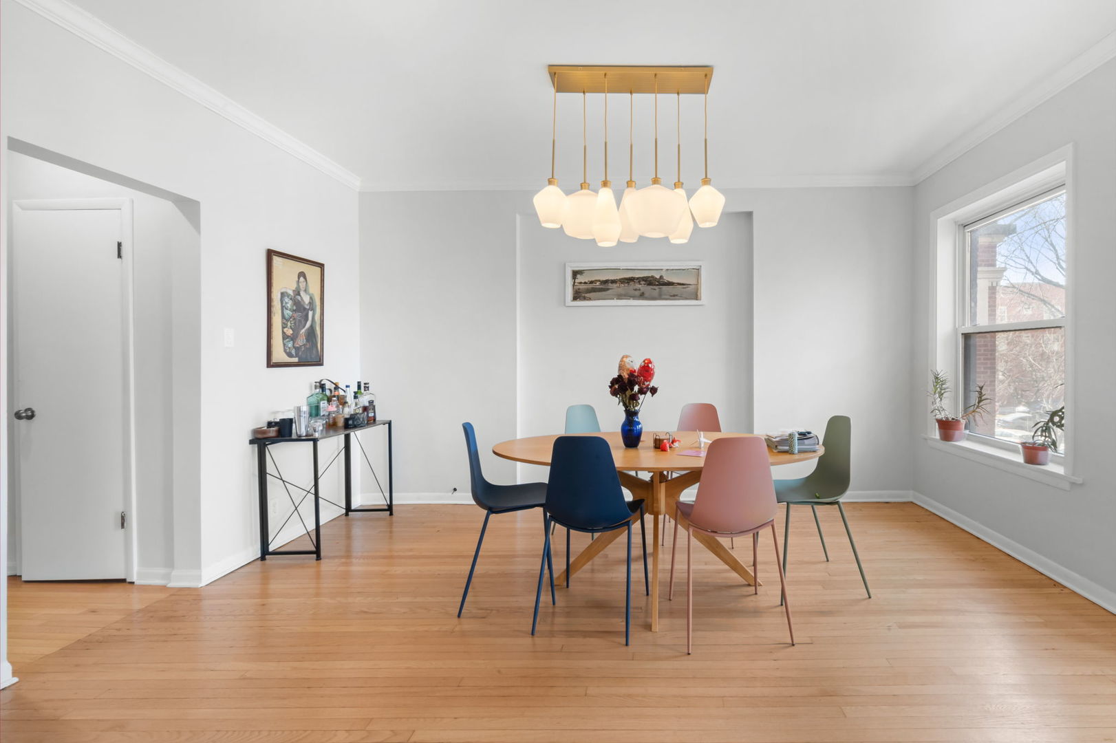 5811 N WINTHROP Avenue