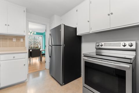 Tiny photo for 203 Park Avenue, Lake Forest, IL 60045 (MLS # 12538257)