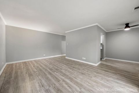 Tiny photo for 2208 Country Club Drive #6, Woodridge, IL 60517 (MLS # 12576841)