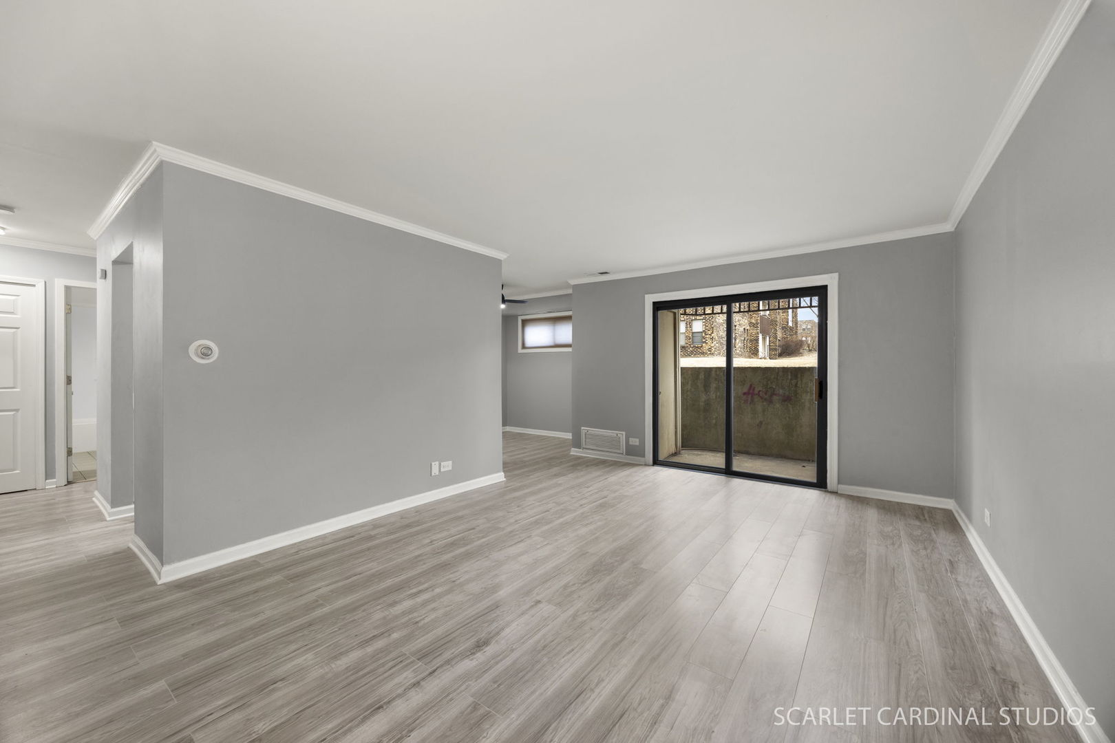 2208 Country Club Drive 6