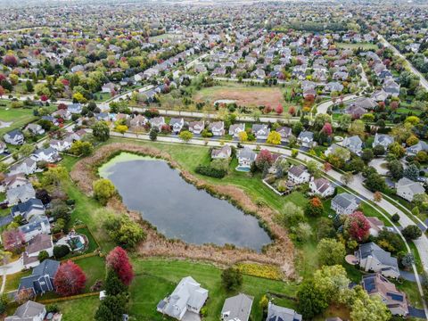 Tiny photo for 10 Barrington Court, Lake In The Hills, IL 60156 (MLS # 12418638)