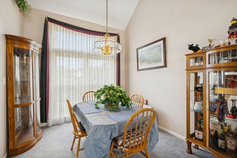 Tiny photo for 10 Barrington Court, Lake In The Hills, IL 60156 (MLS # 12418638)