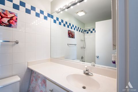 Tiny photo for 805 Leicester Road #320, Elk Grove Village, IL 60007 (MLS # 12525491)