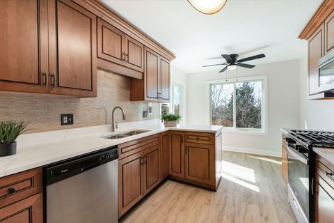 Tiny photo for 7000 Sussex Court #204, Woodridge, IL 60517 (MLS # 12586767)