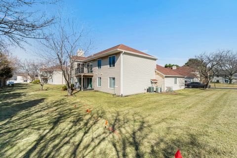 Tiny photo for 7000 Sussex Court #204, Woodridge, IL 60517 (MLS # 12586767)