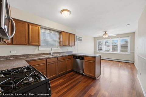 Tiny photo for 2919 W 101ST Place, Evergreen Park, IL 60805 (MLS # 12591273)