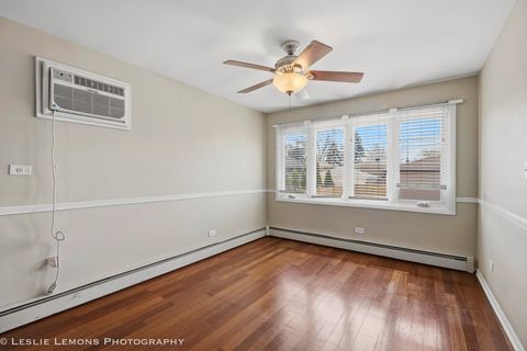 Tiny photo for 2919 W 101ST Place, Evergreen Park, IL 60805 (MLS # 12591273)