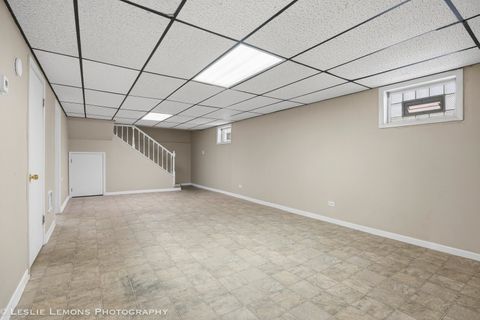 Tiny photo for 2919 W 101ST Place, Evergreen Park, IL 60805 (MLS # 12591273)