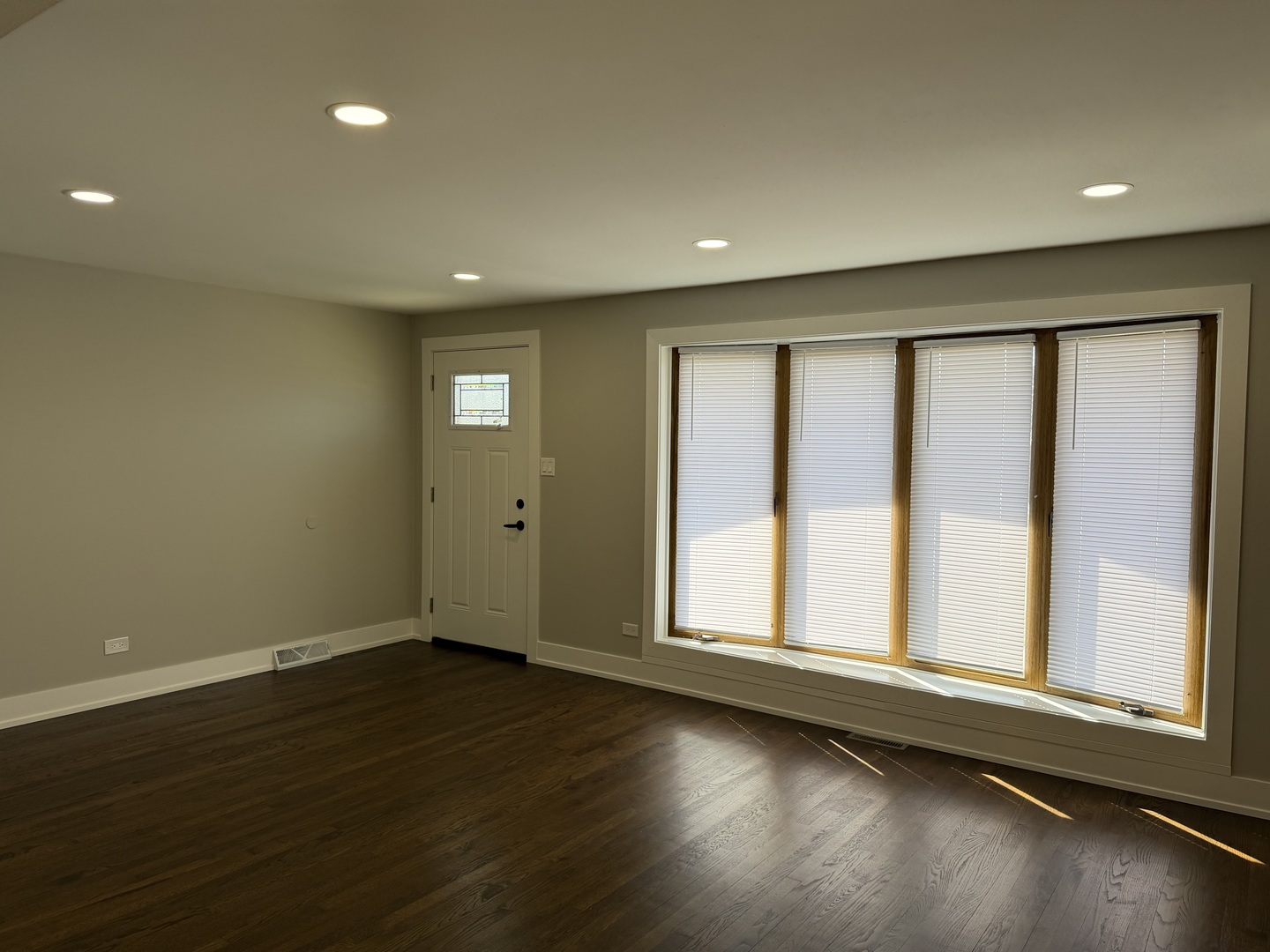 11647 S Aberdeen Street