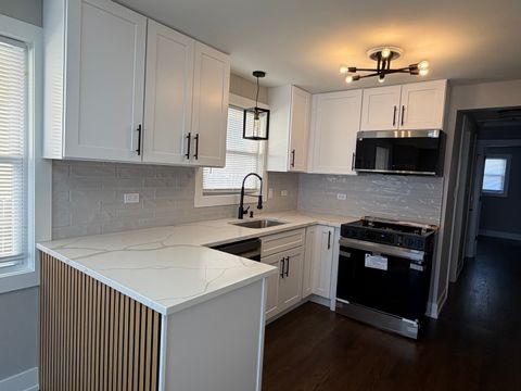 Tiny photo for 11647 S Aberdeen Street, Chicago, IL 60643 (MLS # 12607949)