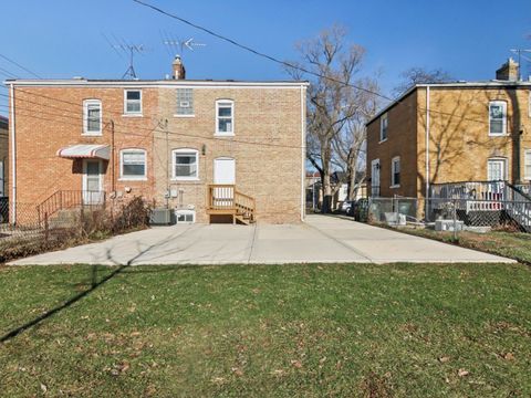 Tiny photo for 4208 Oak Street, Bellwood, IL 60104 (MLS # 12605262)