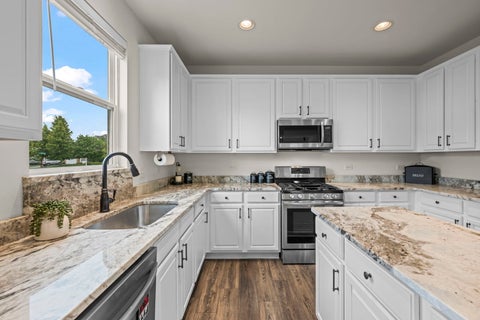 Tiny photo for 910 Marble Court, Volo, IL 60073 (MLS # 12687929)