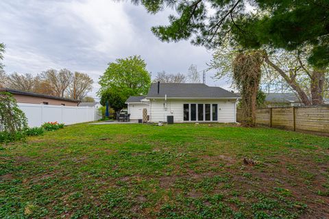 Tiny photo for 805 S Grove Street, Normal, IL 61761 (MLS # 12621560)