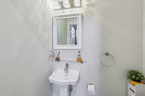 Tiny photo for 1817 Dodge Avenue, Evanston, IL 60201 (MLS # 12711936)