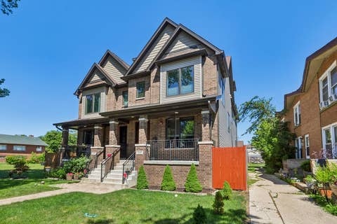 Tiny photo for 1817 Dodge Avenue, Evanston, IL 60201 (MLS # 12711936)