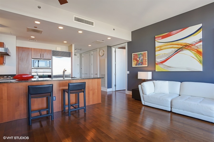 401 N Wabash Avenue 38E