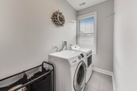 Tiny photo for 3239 Wesley Avenue, Berwyn, IL 60402 (MLS # 12406505)