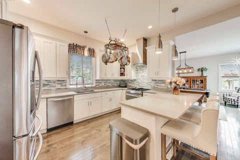Tiny photo for 3239 Wesley Avenue, Berwyn, IL 60402 (MLS # 12406505)