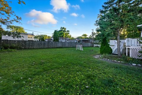 Tiny photo for 3 Oakview Court, Woodridge, IL 60517 (MLS # 12491597)