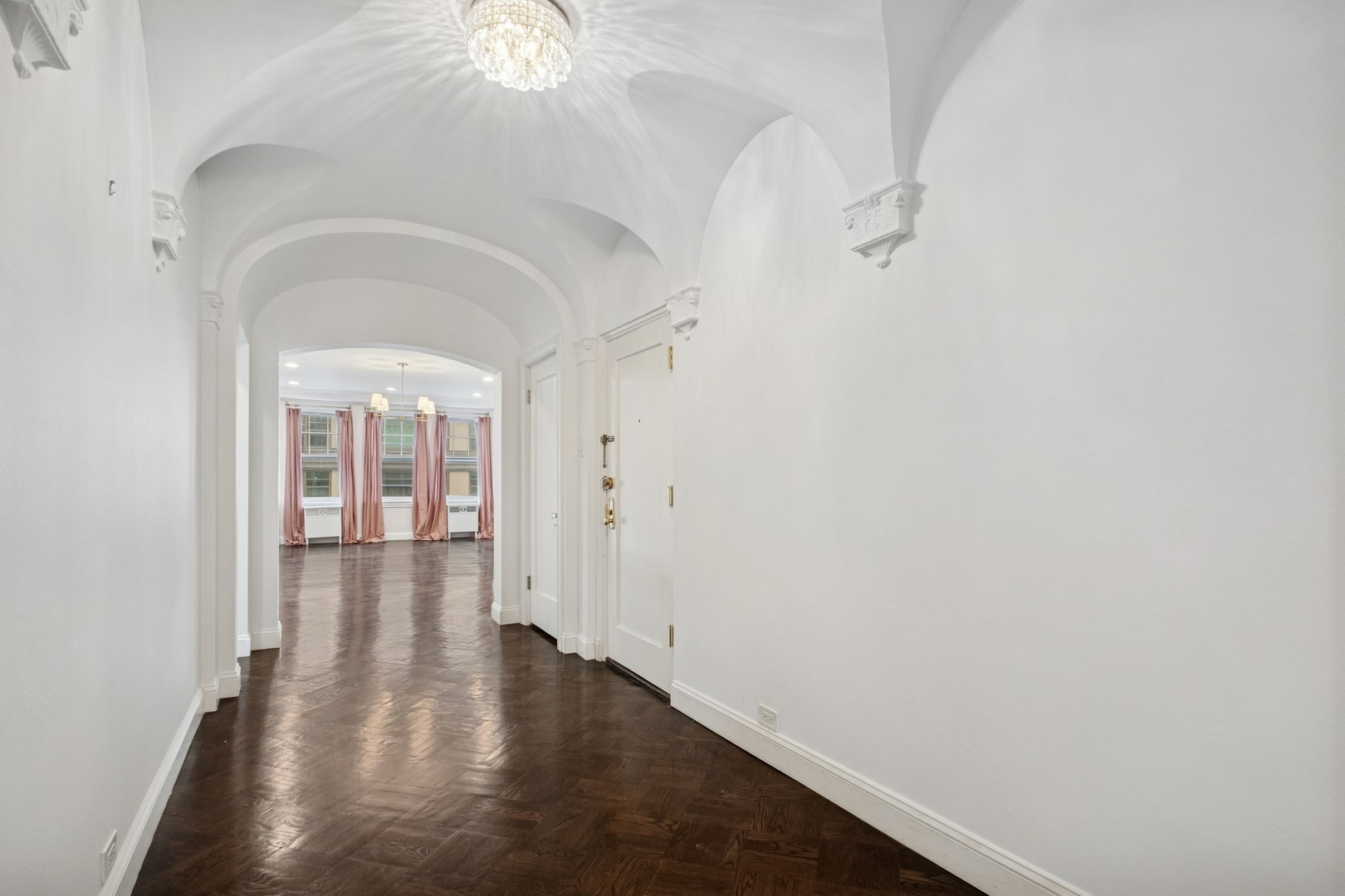 1640 E 50th Street 13B