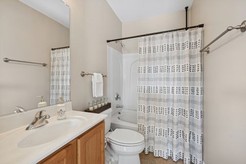 Tiny photo for 10 N Lake Street #316, Grayslake, IL 60030 (MLS # 12511176)