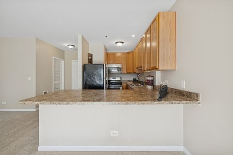 Tiny photo for 10 N Lake Street #316, Grayslake, IL 60030 (MLS # 12511176)