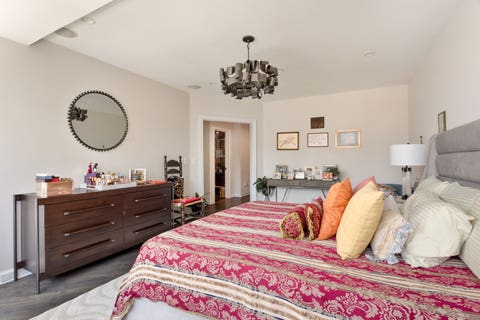 Tiny photo for 21 W Goethe Street #18GH, Chicago, IL 60610 (MLS # 12668962)