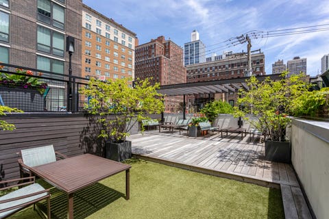 Tiny photo for 21 W Goethe Street #18GH, Chicago, IL 60610 (MLS # 12668962)