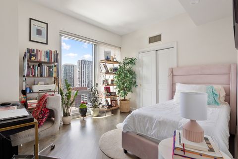 Tiny photo for 21 W Goethe Street #18GH, Chicago, IL 60610 (MLS # 12668962)