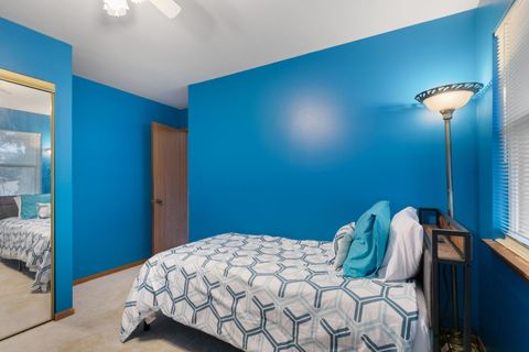 Tiny photo for 205 Raintree Court, Aurora, IL 60504 (MLS # 12474484)