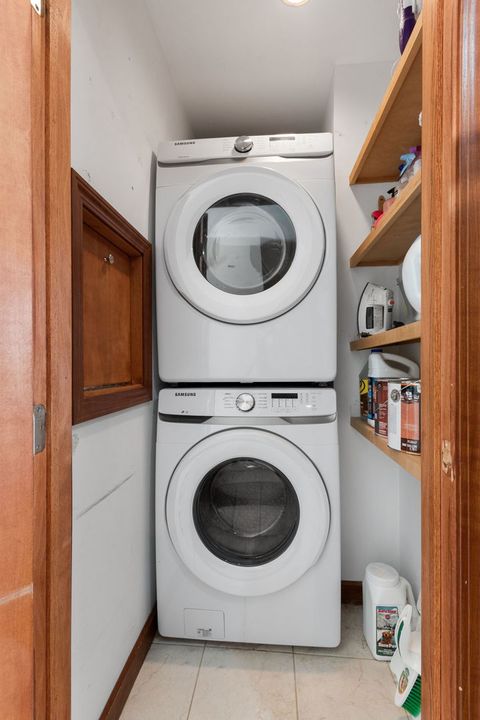 Tiny photo for 205 Raintree Court, Aurora, IL 60504 (MLS # 12474484)