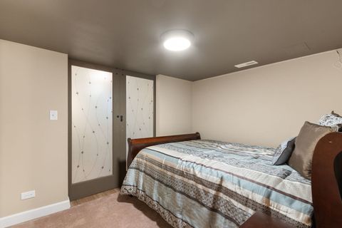 Tiny photo for 205 Raintree Court, Aurora, IL 60504 (MLS # 12474484)