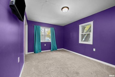 Tiny photo for 158 5TH Street, Silvis, IL 61282 (MLS # QC4269408)