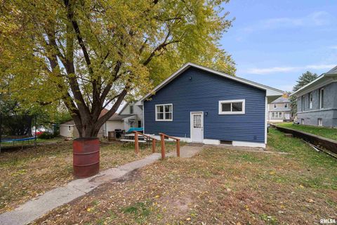 Tiny photo for 158 5TH Street, Silvis, IL 61282 (MLS # QC4269408)