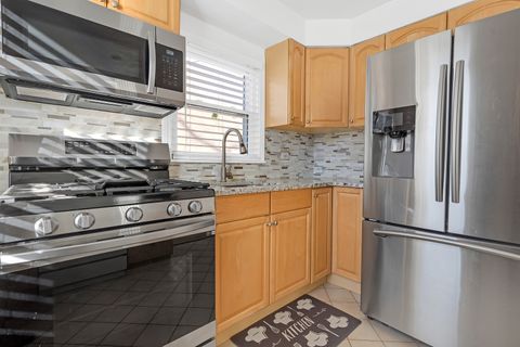 Tiny photo for 8239 N NEW ENGLAND Avenue, Niles, IL 60714 (MLS # 12518345)