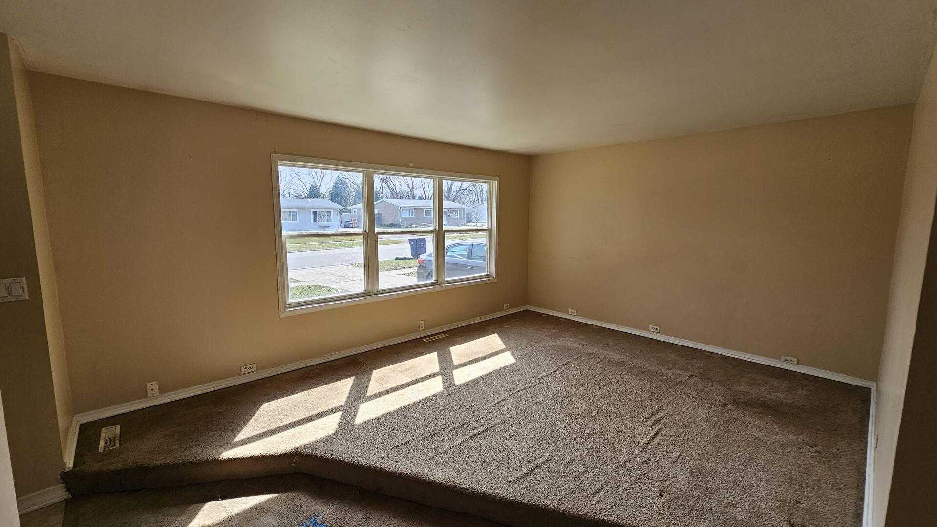 18570 W Pamela Place