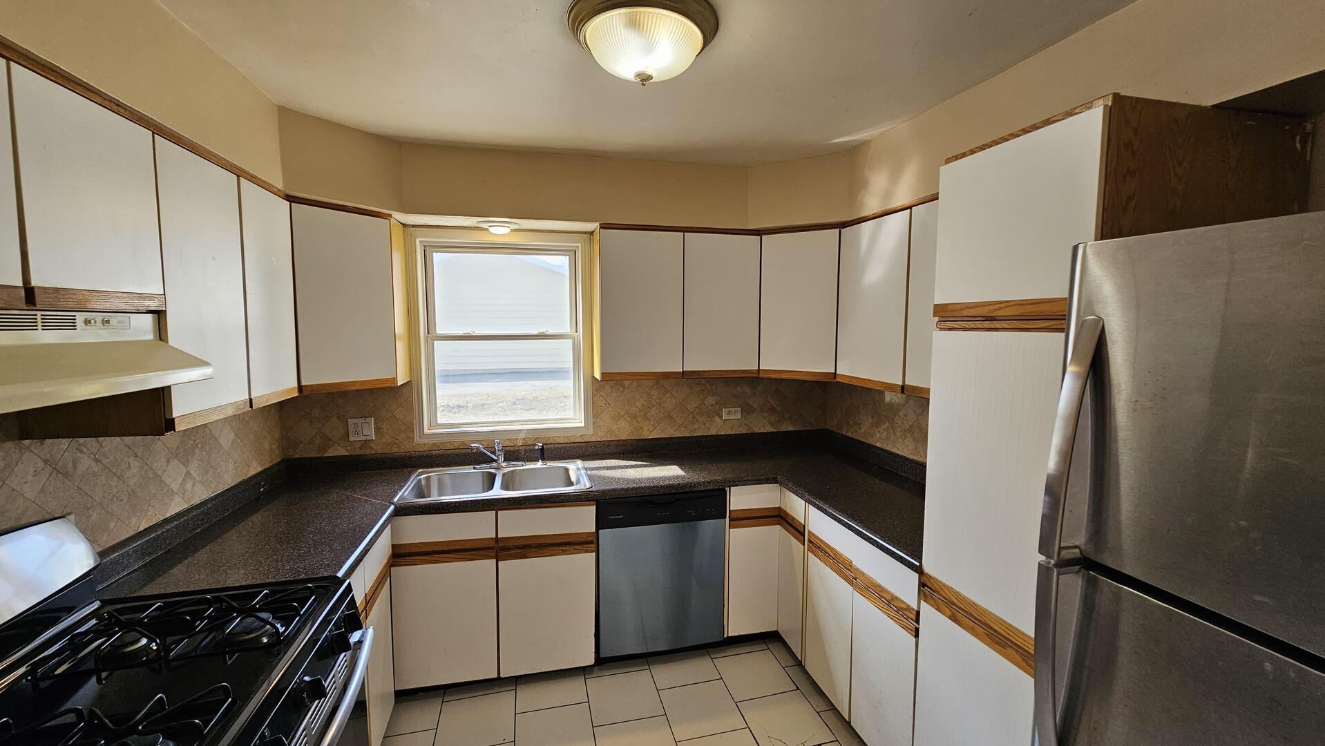 18570 W Pamela Place