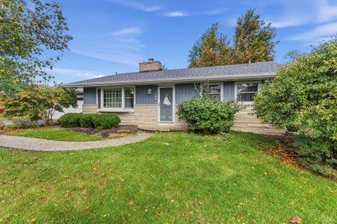 Tiny photo for 202 N RAVEN Road, Shorewood, IL 60404 (MLS # 12788235)