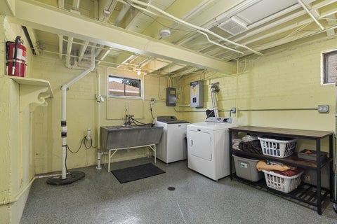 Tiny photo for 10025 S 53rd Avenue, Oak Lawn, IL 60453 (MLS # 12699514)
