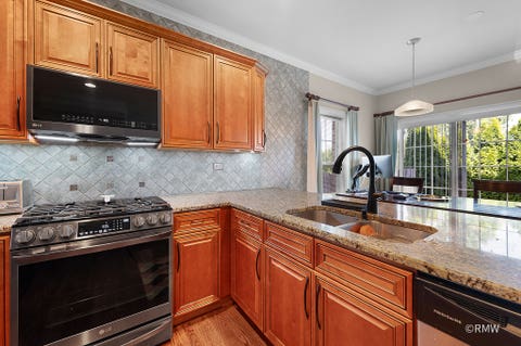 Tiny photo for 463 E Potter Street, Wood Dale, IL 60191 (MLS # 12705521)