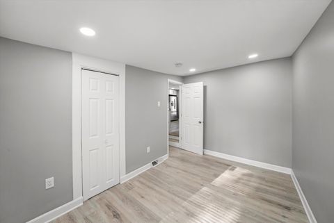 Tiny photo for 572 Middle Avenue, Aurora, IL 60506 (MLS # 12498695)