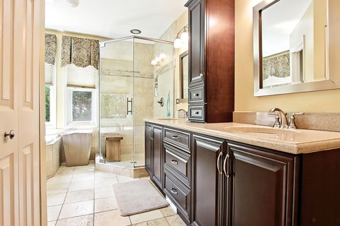 Tiny photo for 2770 Sandalwood Road, Buffalo Grove, IL 60089 (MLS # 12507183)