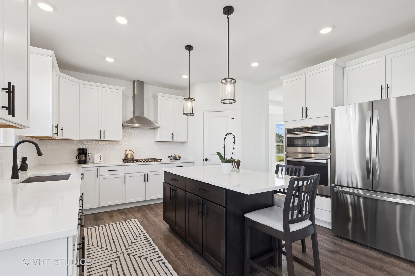 8 Crystal Downs Drive